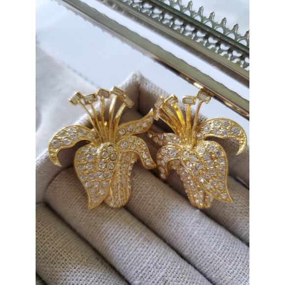 Vintage Mid-Century Astra Designer Rhinestone Clip On Earrings - Picture 1 of 5